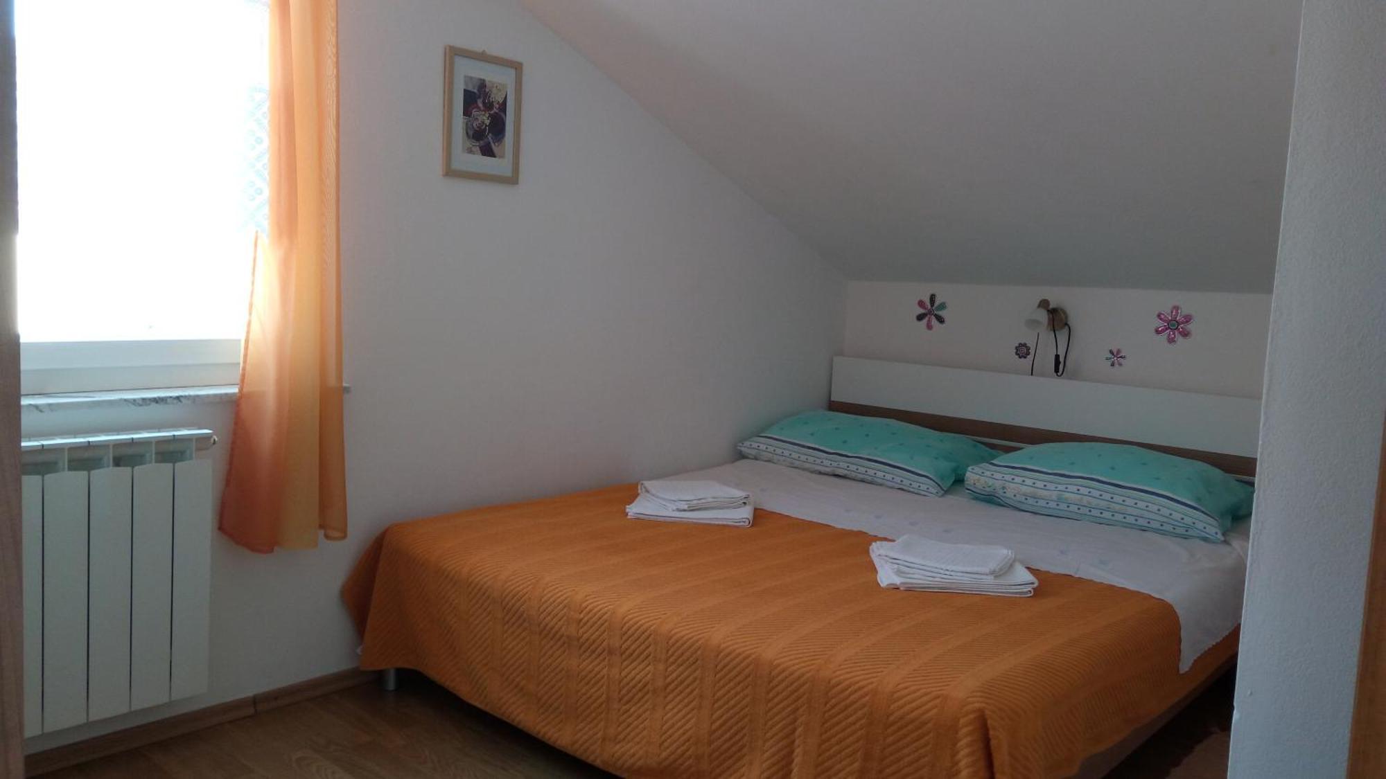 Apartments Vitkovic Црес Экстерьер фото