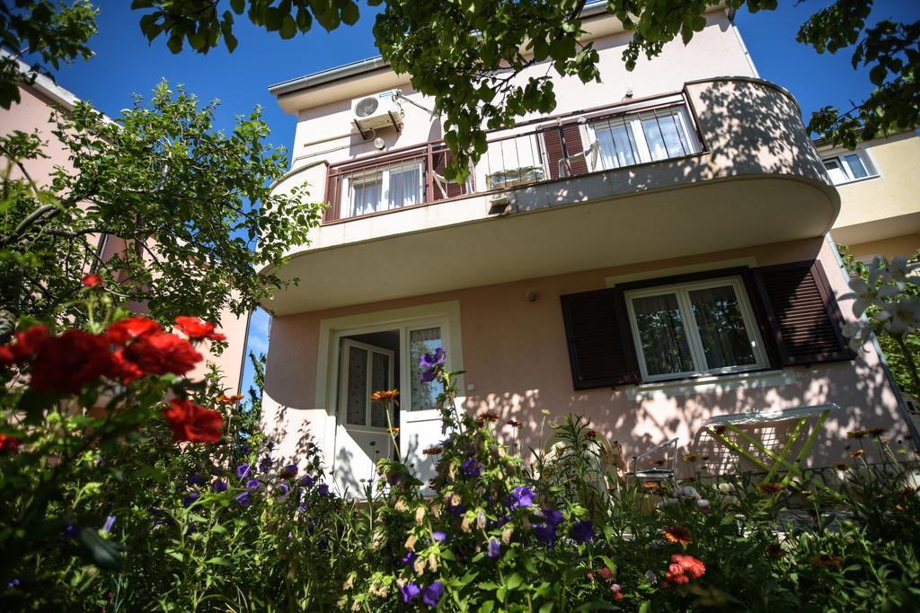 Apartments Vitkovic Црес Экстерьер фото